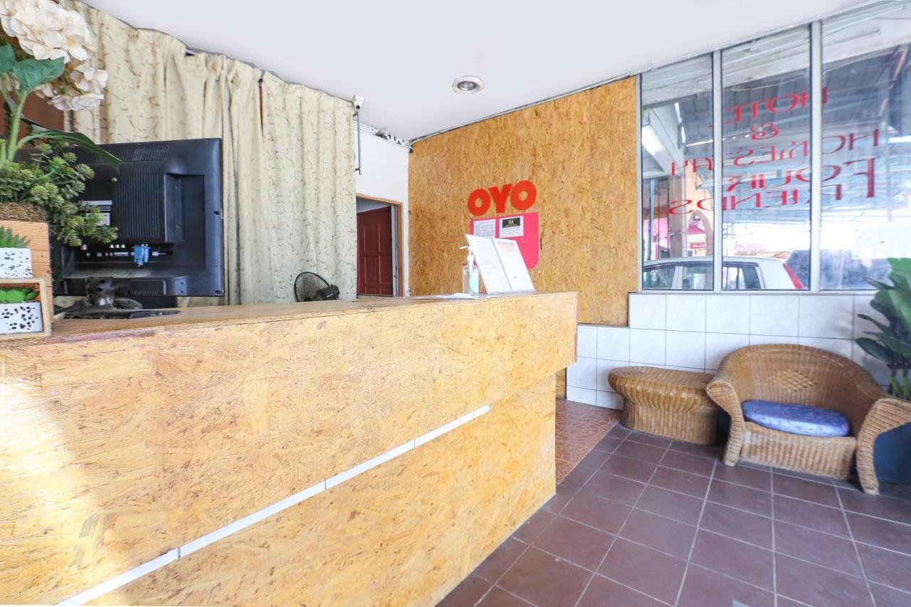 Oyo 90321 Hotel Bajet Sri Manal Tanah Merah  Esterno foto