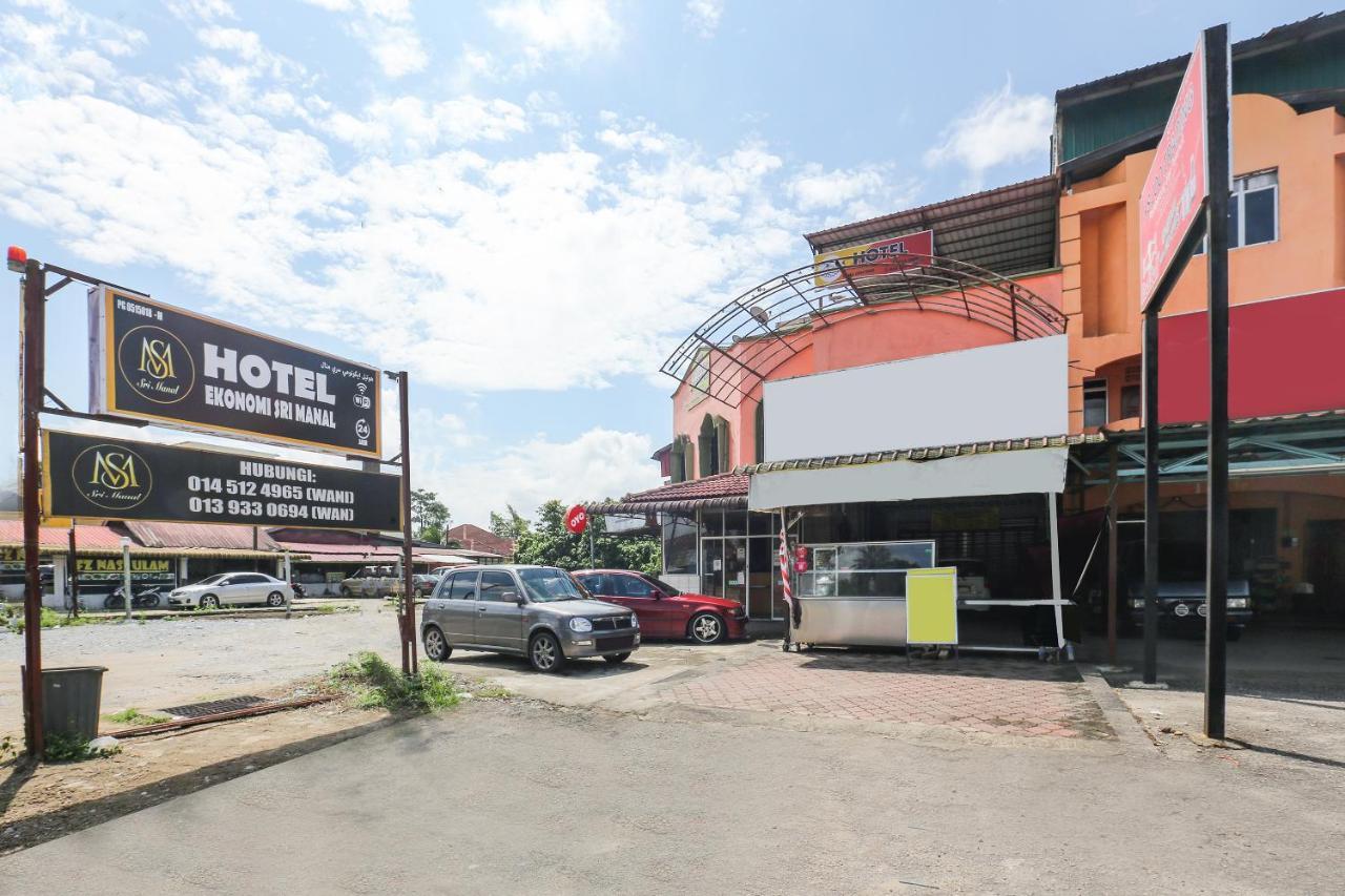 Oyo 90321 Hotel Bajet Sri Manal Tanah Merah  Esterno foto