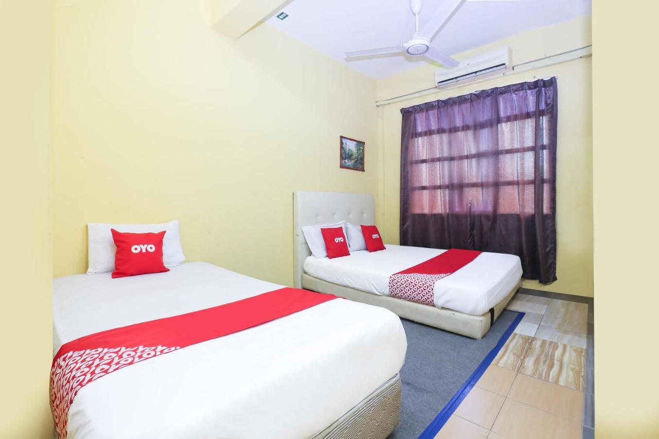 Oyo 90321 Hotel Bajet Sri Manal Tanah Merah  Esterno foto